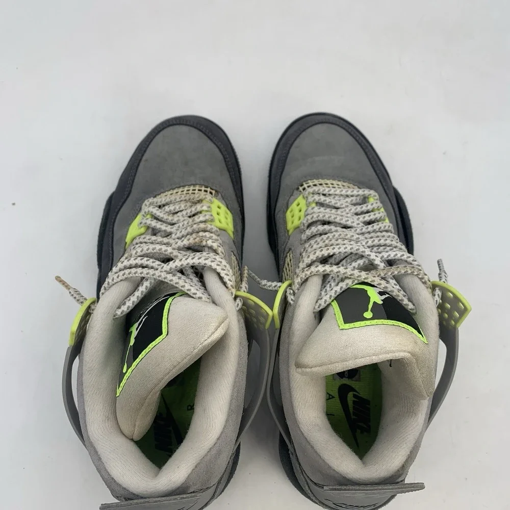 Jordan 4 Retro SE Mid Neon 95 Mens 8 Used Jordan 4 NEON Flaws Suede No Creases